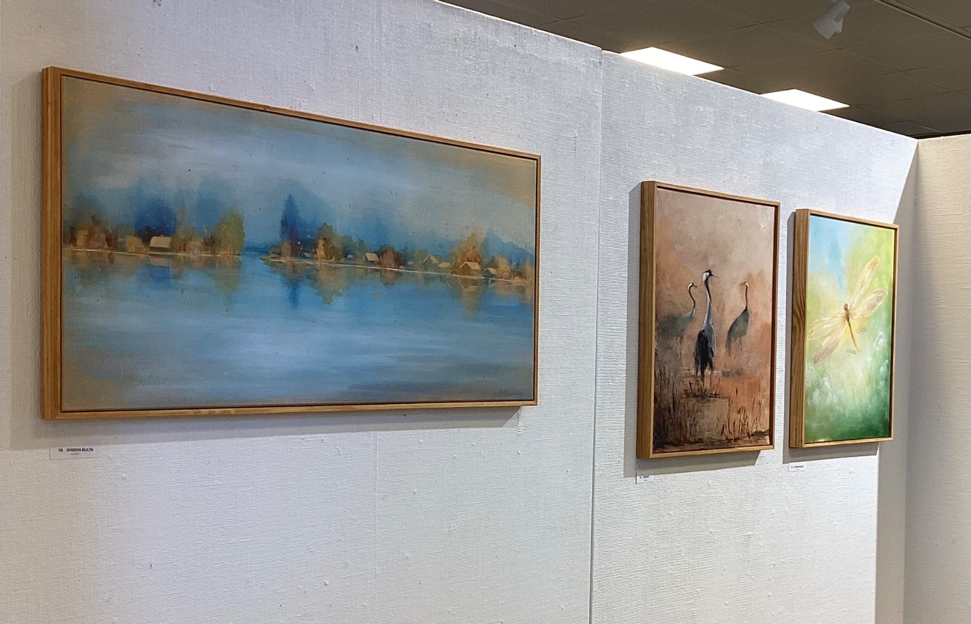 Teoksia esillä näyttelyssä Galleria Palkki 